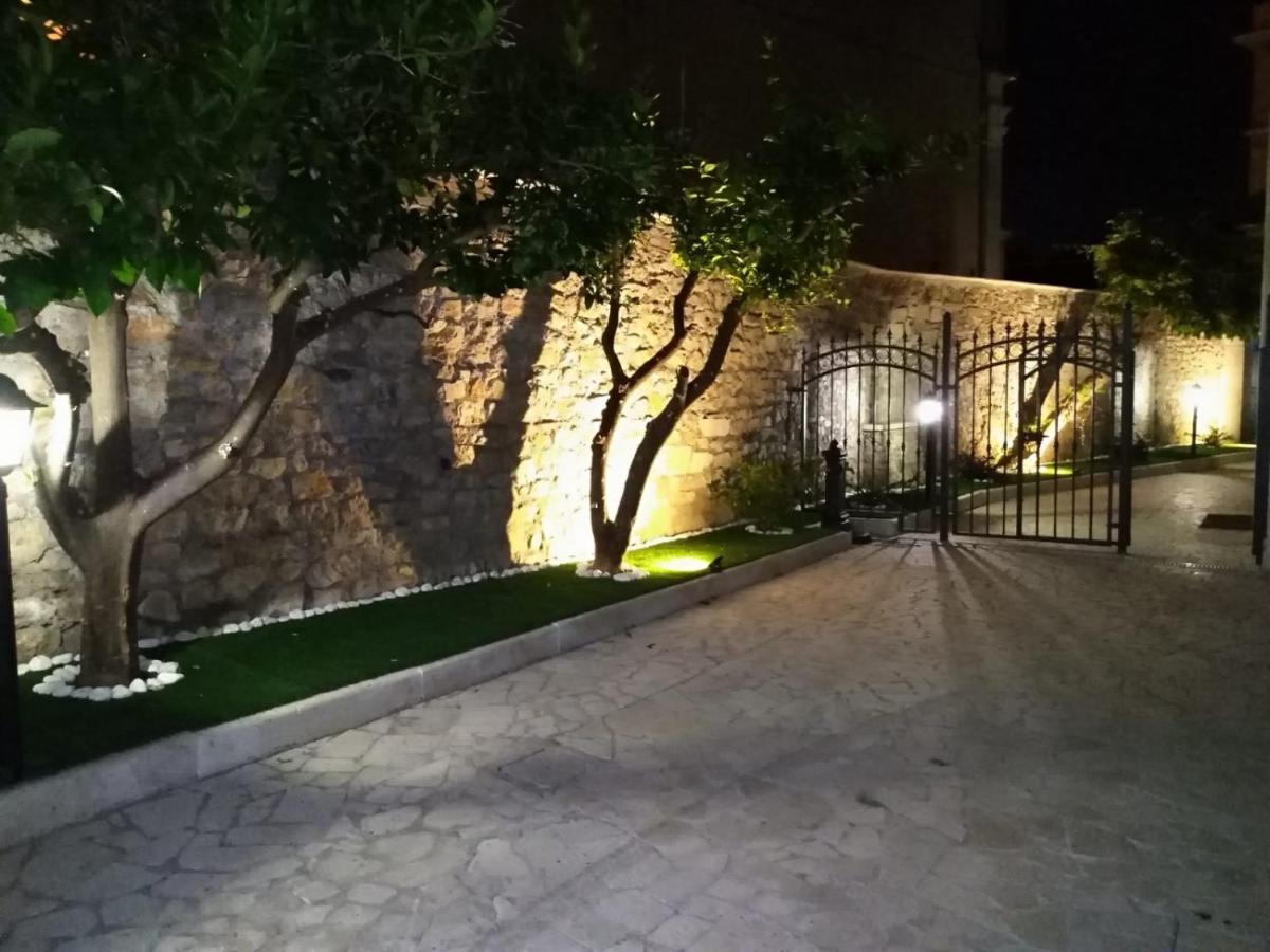 Altavilla Holiday House 蒂沃利 外观 照片
